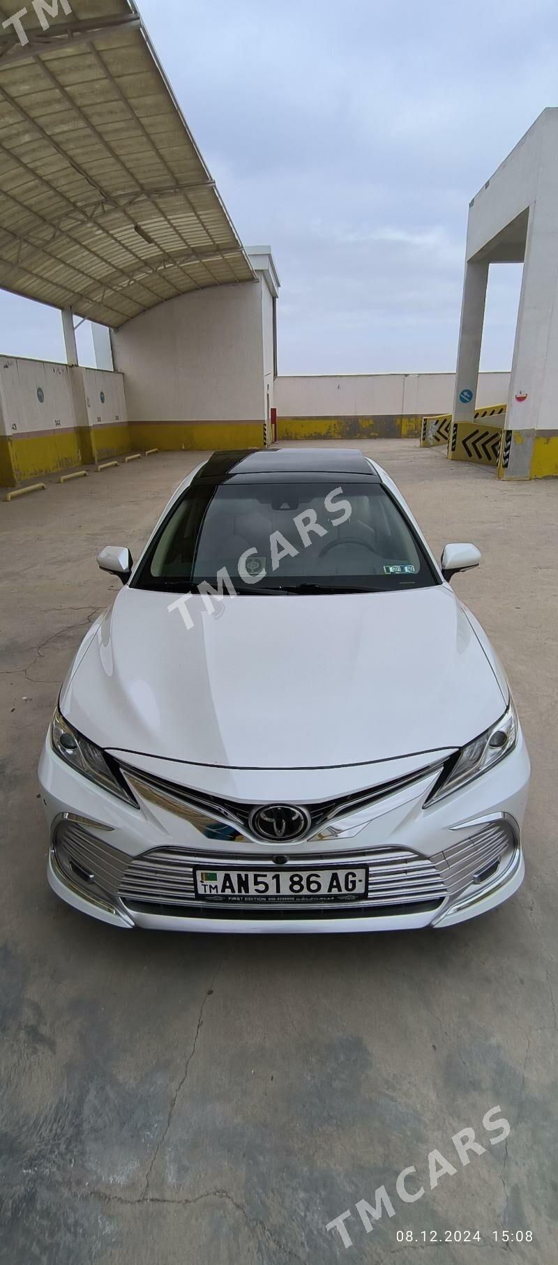 Toyota Camry 2018 - 365 000 TMT - Aşgabat - img 3