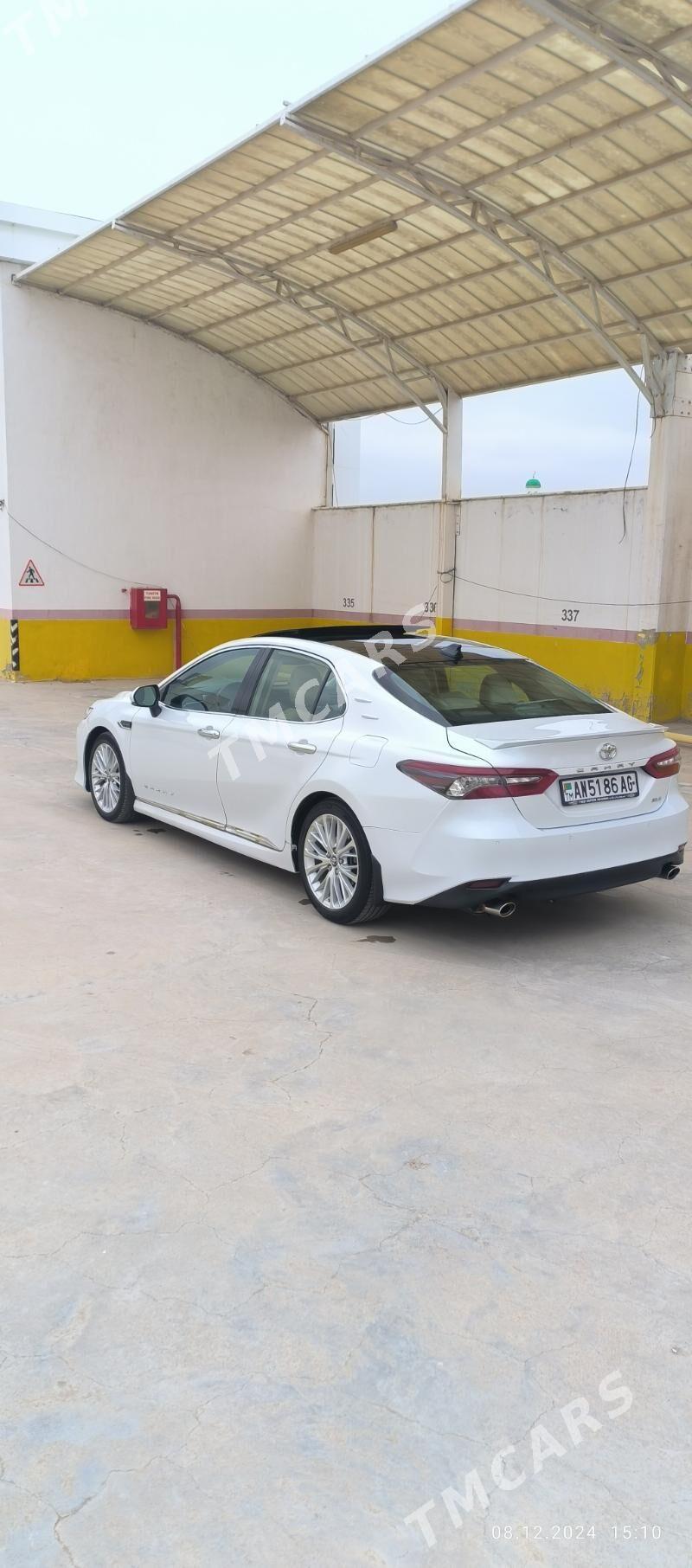 Toyota Camry 2018 - 365 000 TMT - Aşgabat - img 4