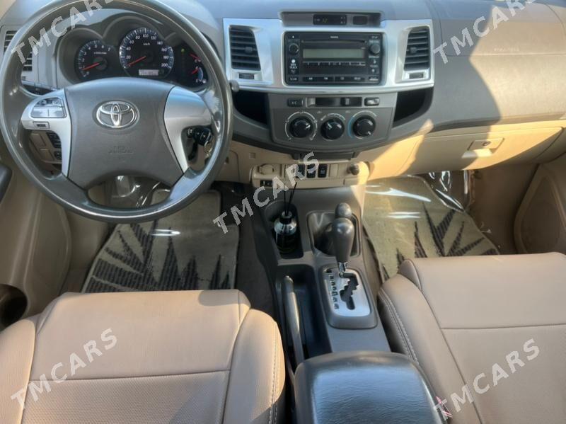 Toyota Fortuner 2013 - 324 999 TMT - Ашхабад - img 2