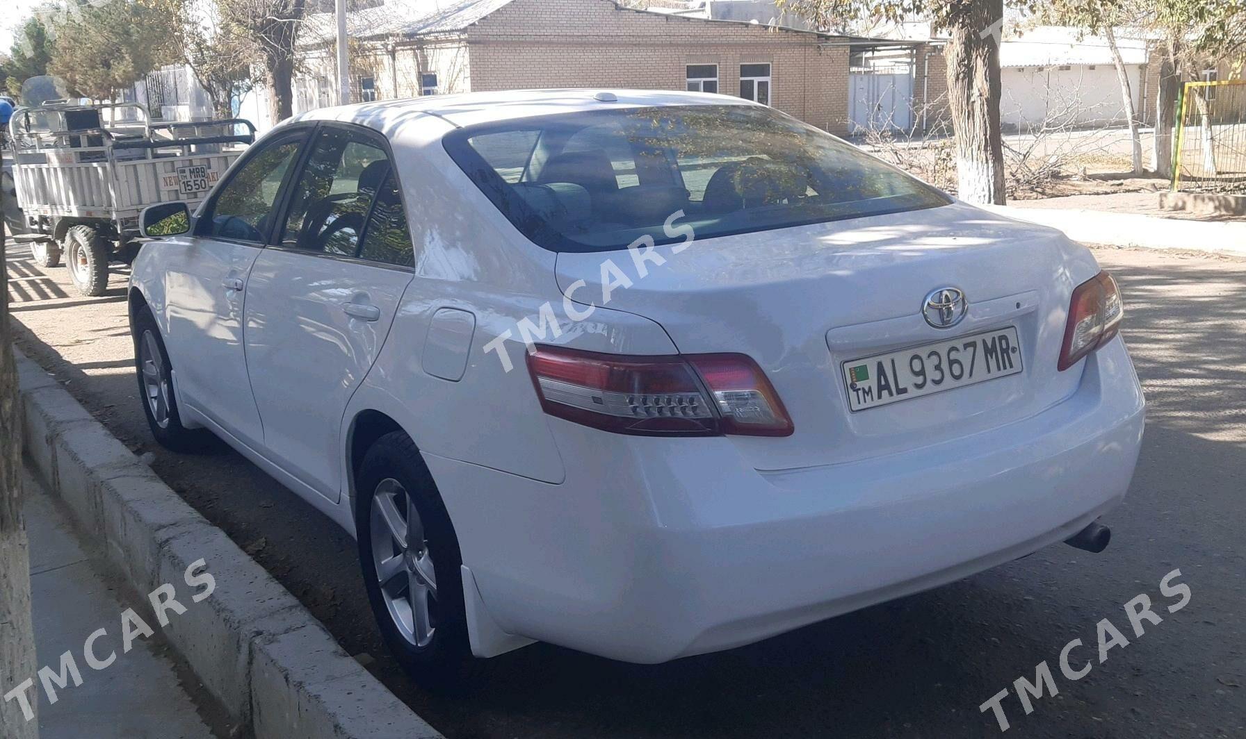 Toyota Camry 2010 - 145 000 TMT - Ýolöten - img 2