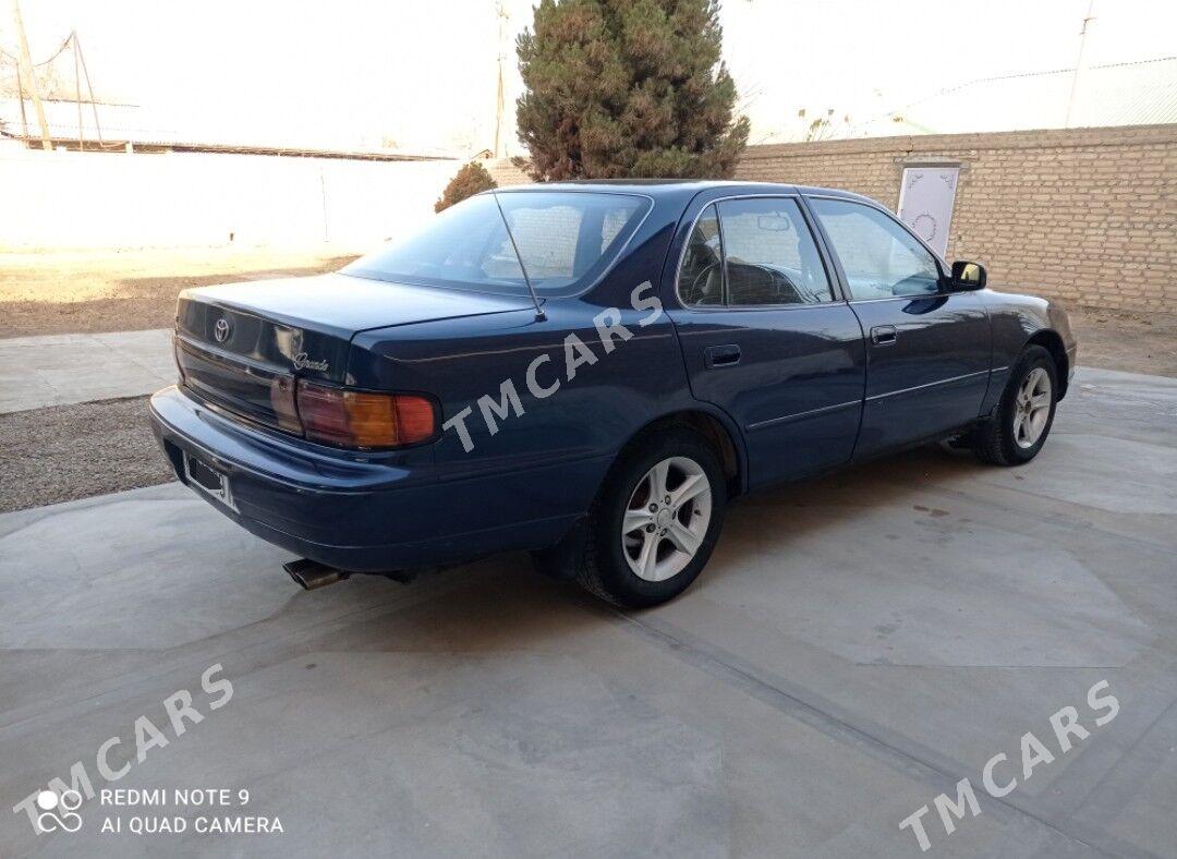 Toyota Camry 1993 - 66 000 TMT - Mary - img 4