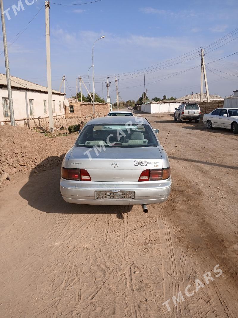 Toyota Camry 1994 - 55 000 TMT - Oguz han - img 3