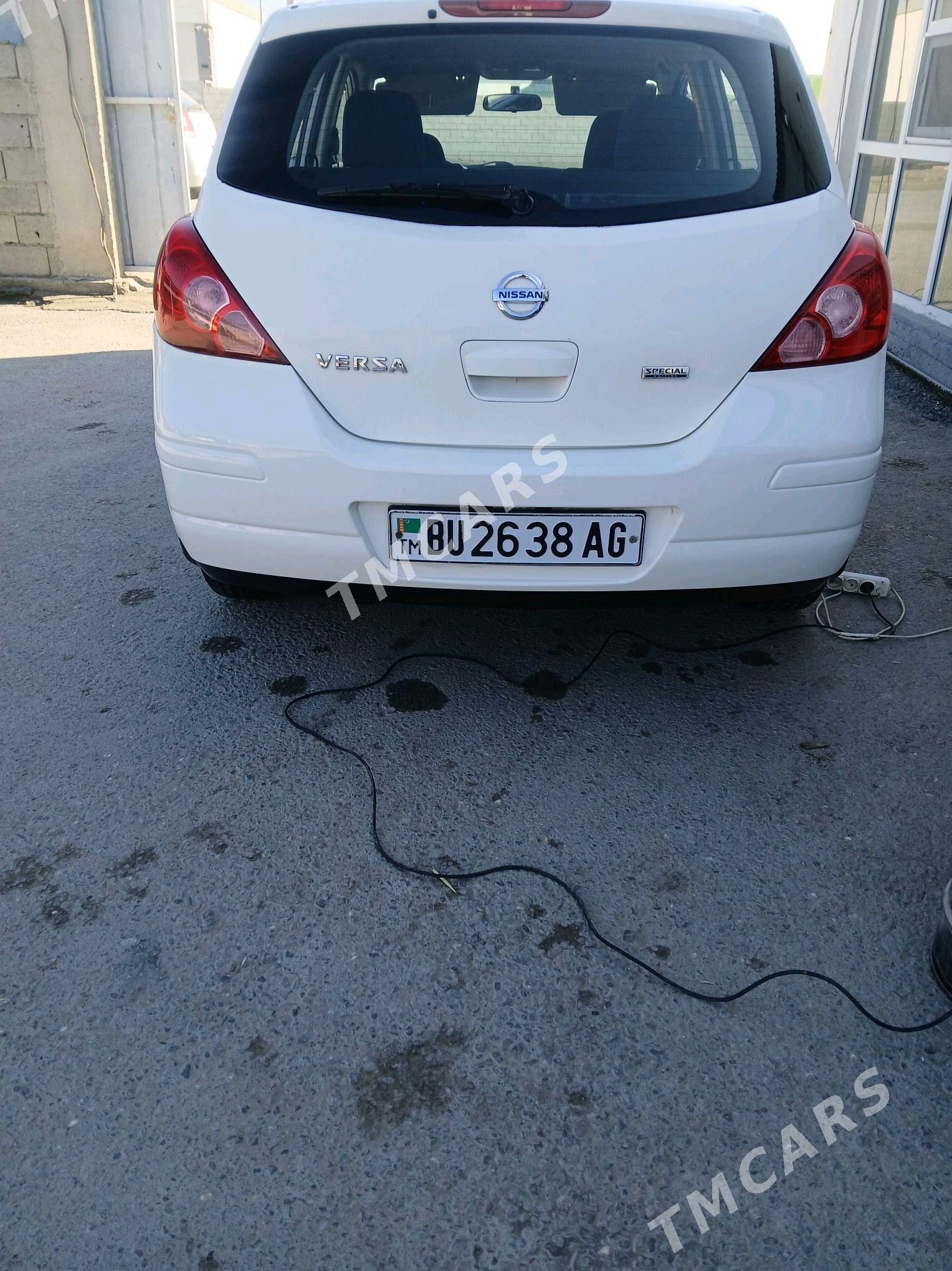 Nissan Versa 2012 - 127 000 TMT - Ашхабад - img 7