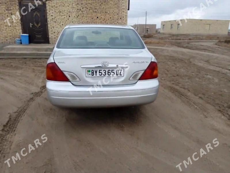 Toyota Avalon 2001 - 140 000 TMT - етр. Туркменбаши - img 2