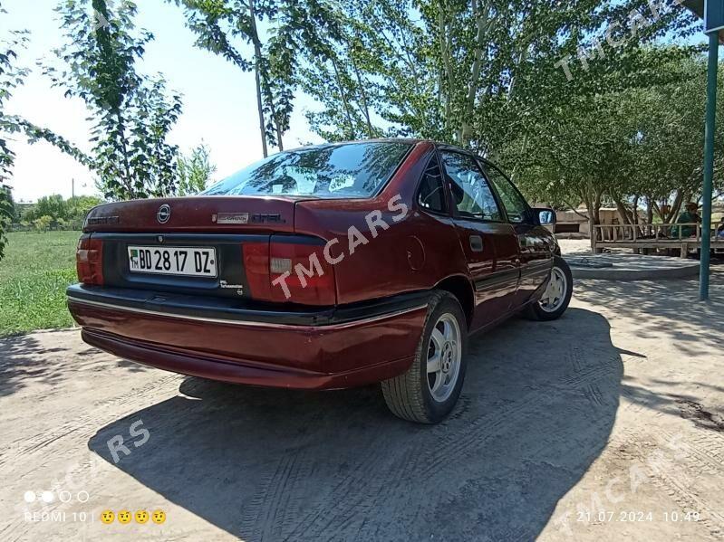 Opel Vectra 1993 - 40 000 TMT - Кёнеургенч - img 4