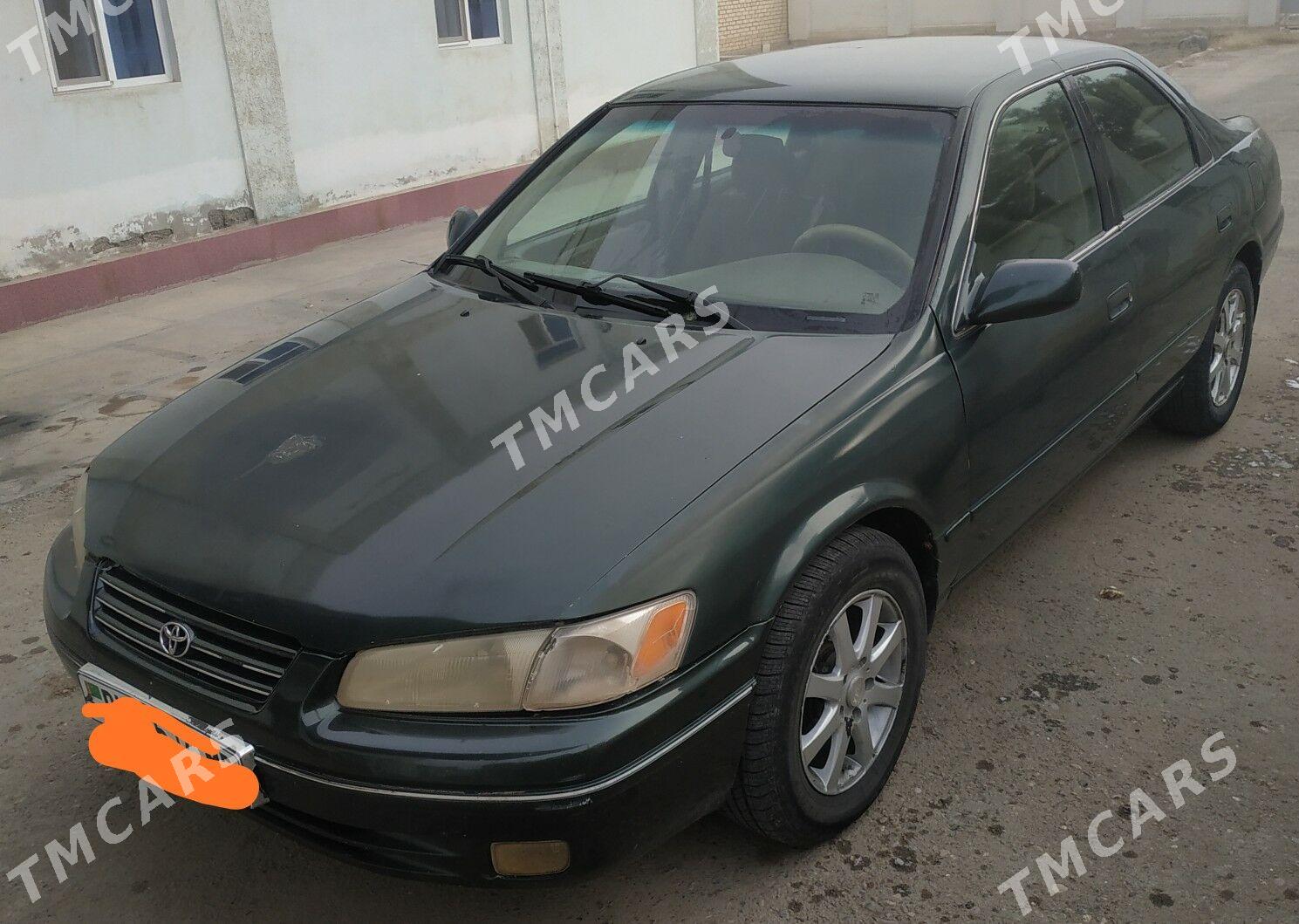 Toyota Camry 1999 - 80 000 TMT - Мары - img 2