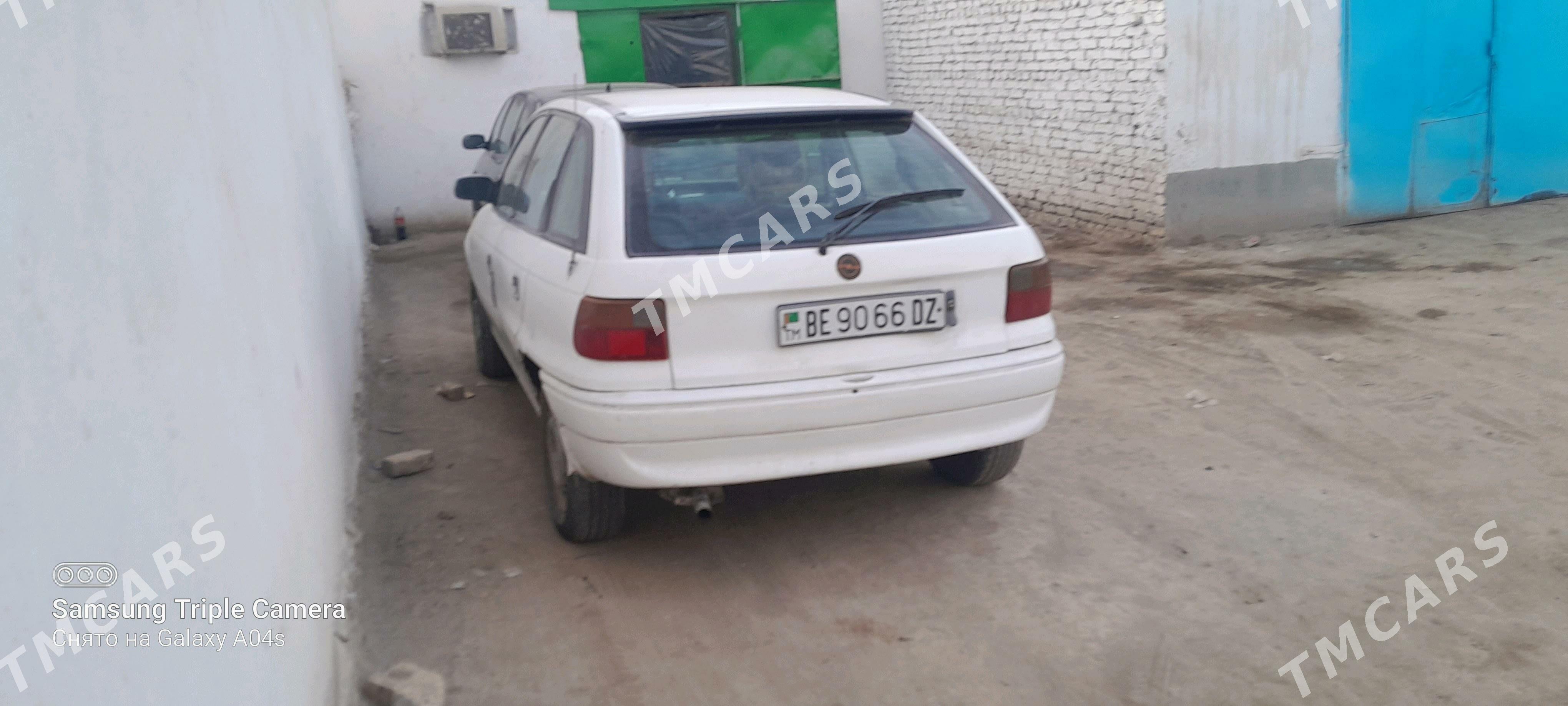 Opel Astra 1992 - 30 000 TMT - Дашогуз - img 3