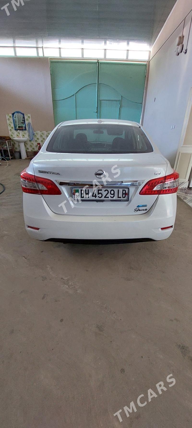 Nissan Sentra 2013 - 110 000 TMT - Туркменабат - img 2