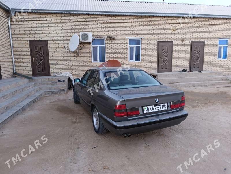 BMW 528 1992 - 72 000 TMT - Векильбазар - img 5