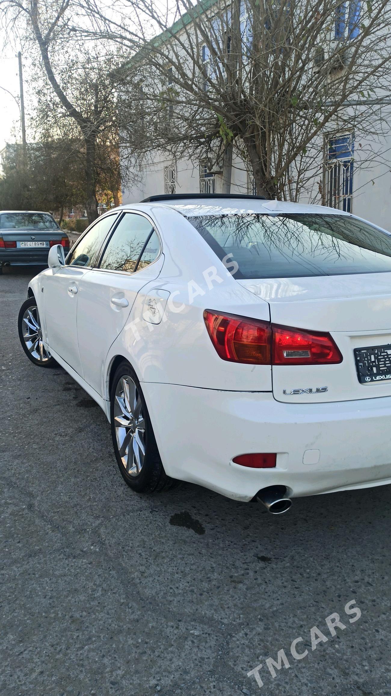 Lexus IS 250 2009 - 150 000 TMT - Mary - img 10