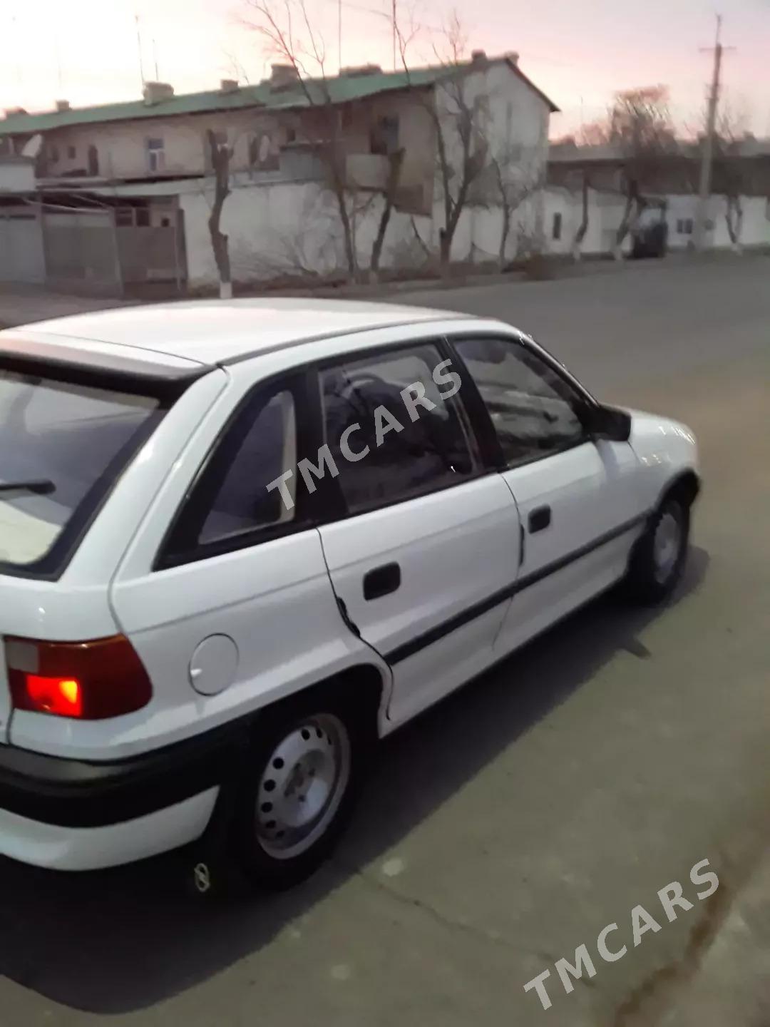 Opel Astra 1992 - 30 000 TMT - Дашогуз - img 2