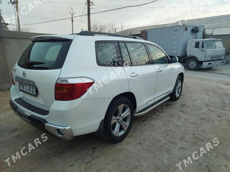 Toyota Highlander 2010 - 320 000 TMT - Кёнеургенч - img 6