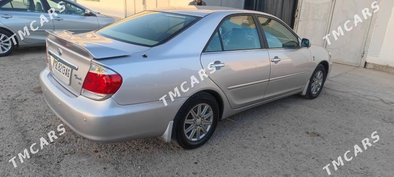 Toyota Camry 2004 - 220 000 TMT - Мары - img 2