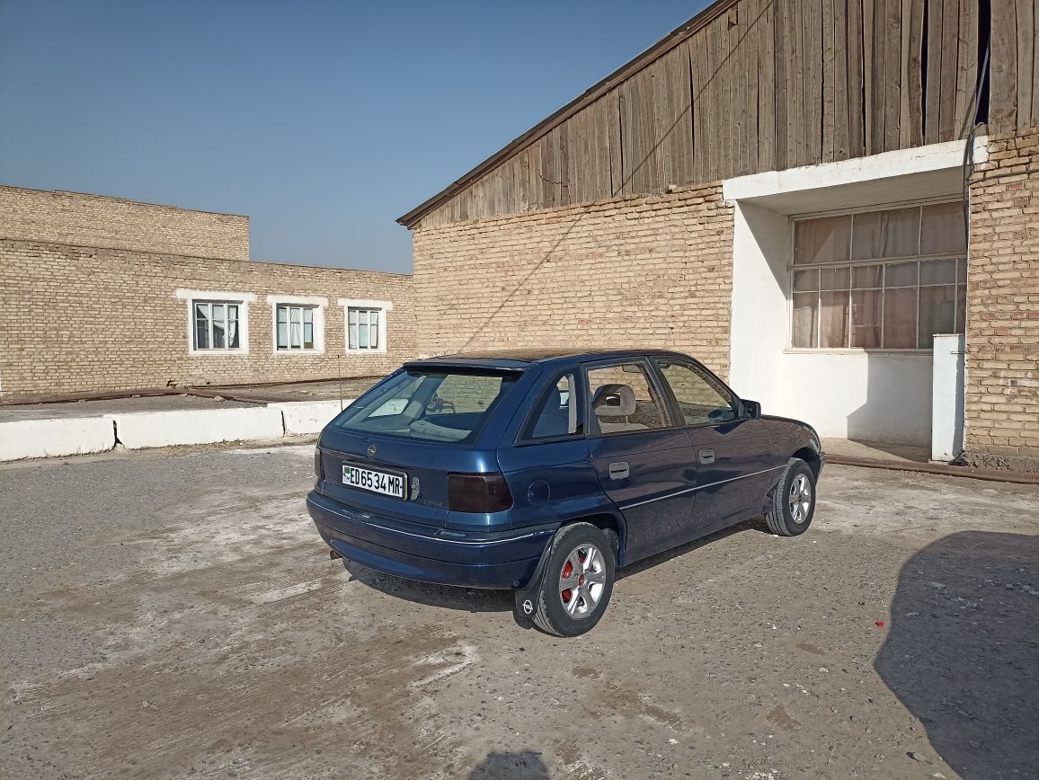 Opel Astra 1992 - 29 000 TMT - Мары - img 4