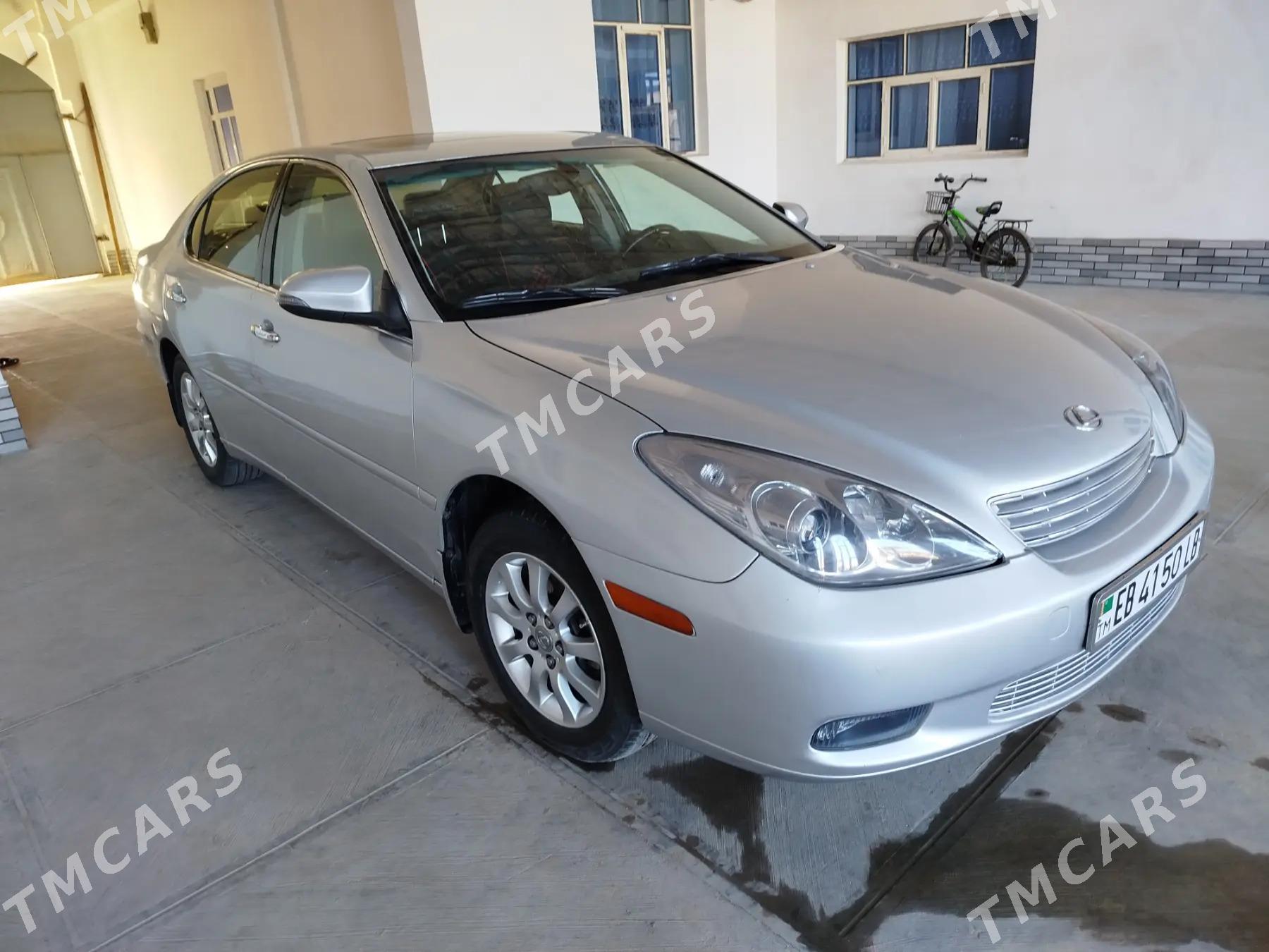 Lexus ES 300 2003 - 183 000 TMT - Чарджоу - img 3