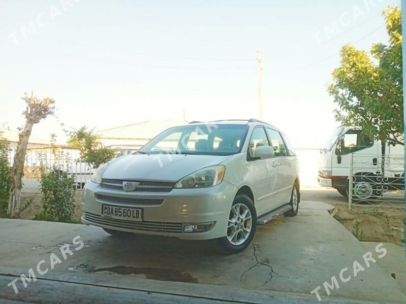 Toyota Sienna 2005 - 200 000 TMT - Койтендаг - img 8