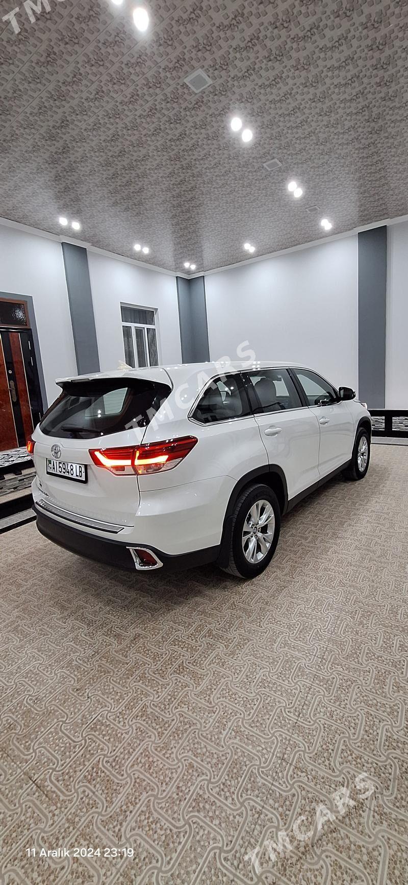 Toyota Highlander 2019 - 430 000 TMT - Dänew - img 6