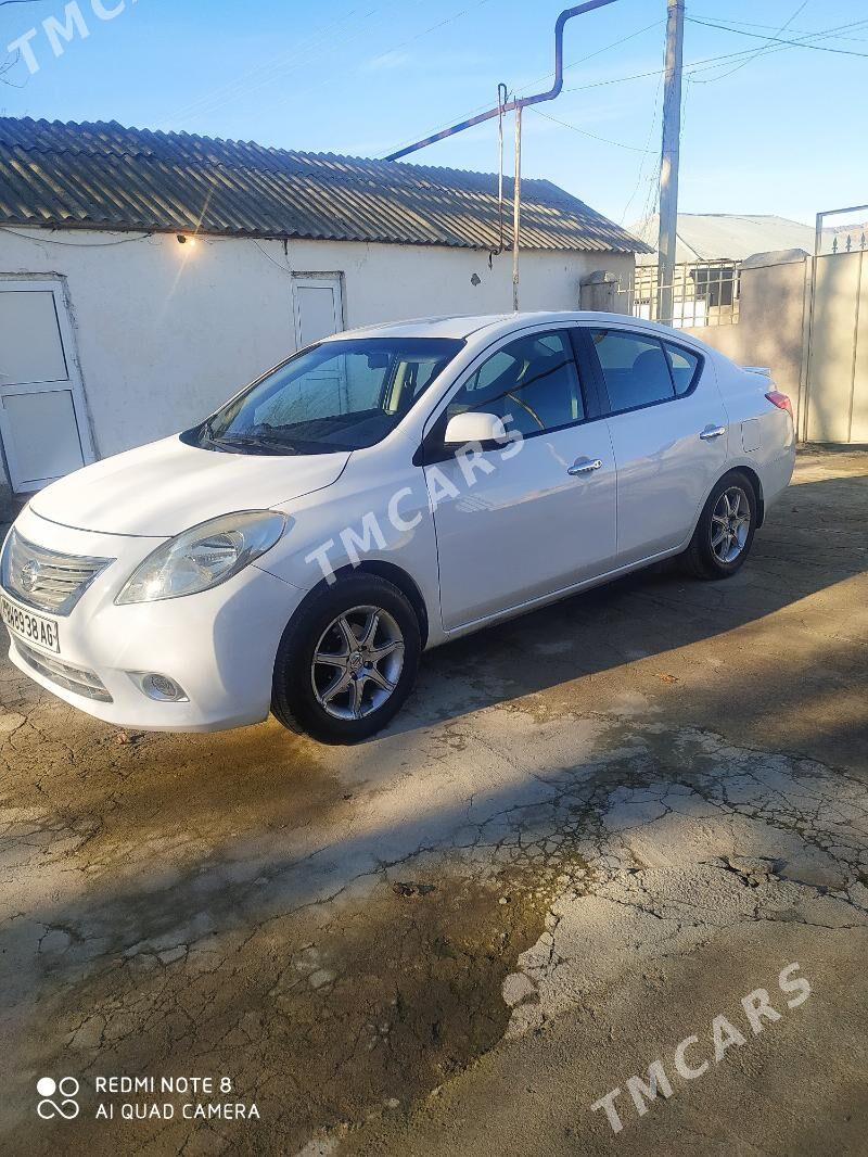 Nissan Versa 2012 - 95 000 TMT - Багир - img 4