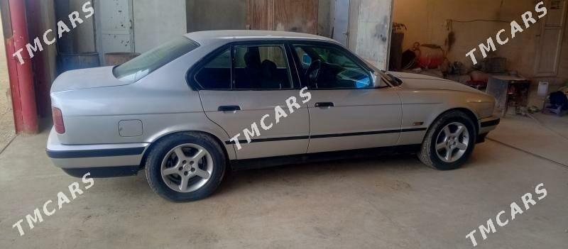 BMW 5 Series 1994 - 45 000 TMT - Hazar - img 3