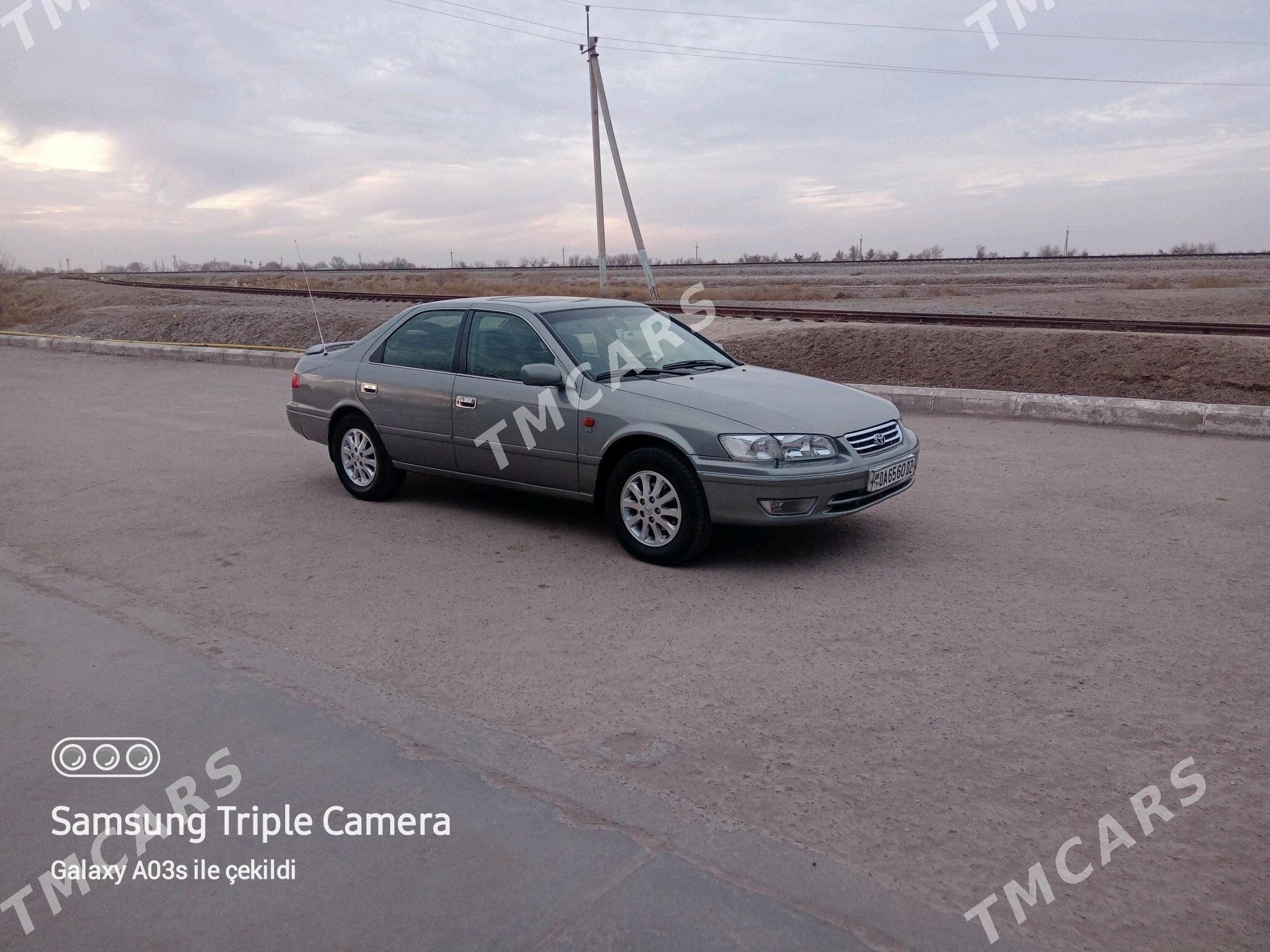 Toyota Camry 2001 - 153 000 TMT - Кёнеургенч - img 4