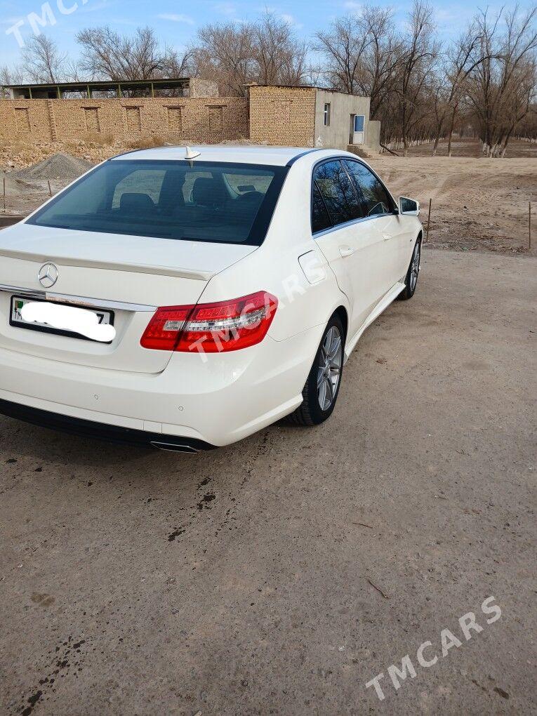 Mercedes-Benz E350 2009 - 270 000 TMT - Дашогуз - img 3