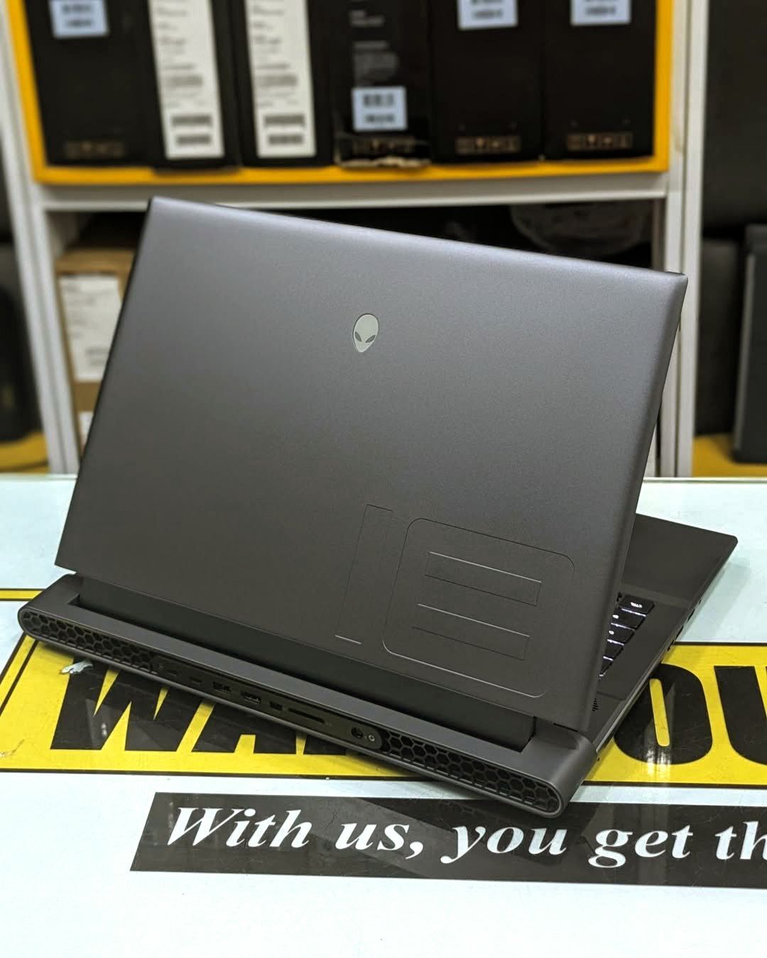 DELL Alienware M18/i9/RTX 4090 - Ашхабад - img 1
