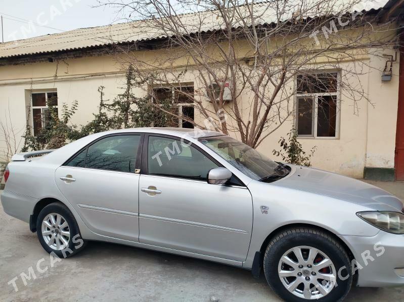 Toyota Camry 2005 - 156 000 TMT - Дашогуз - img 4