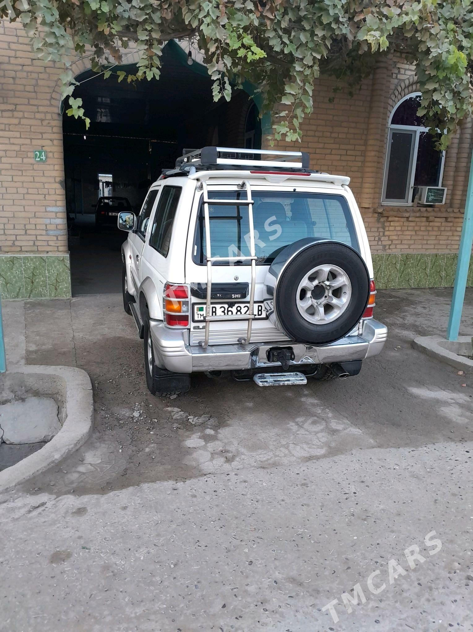 Mitsubishi Pajero 1996 - 95 000 TMT - Дянев - img 3