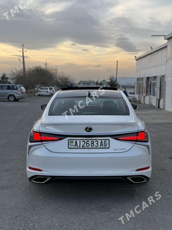 Lexus ES 350 2019 - 730 000 TMT - Бузмеин - img 4