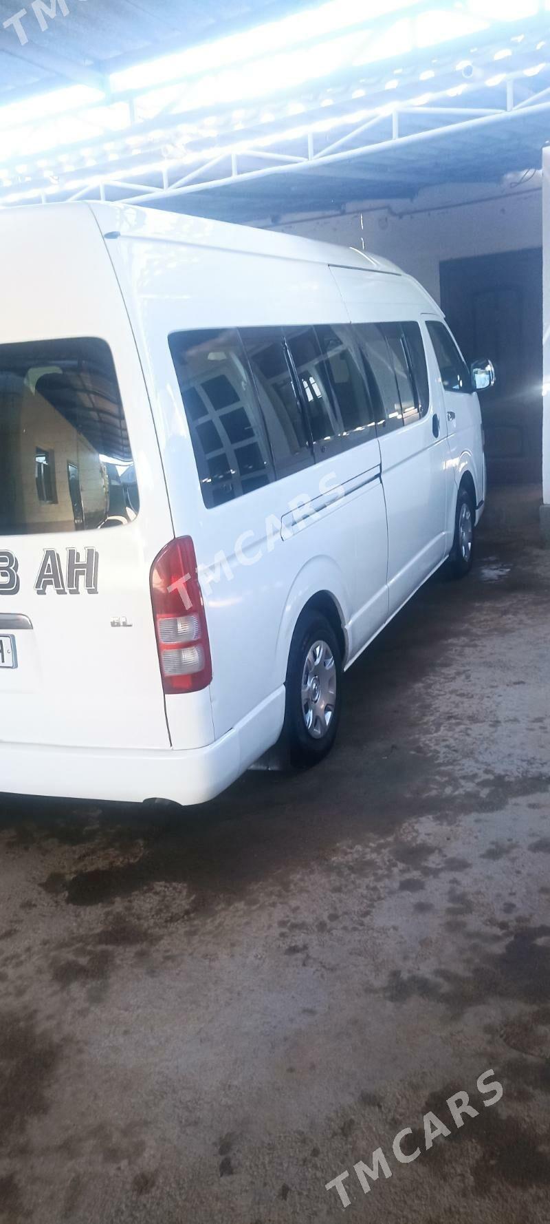 Toyota Hiace 2011 - 360 000 TMT - Анев - img 2