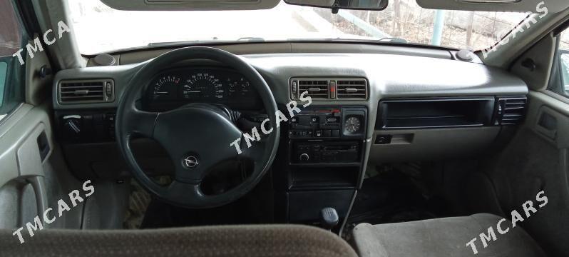 Opel Vectra 1993 - 40 000 TMT - Daşoguz - img 3