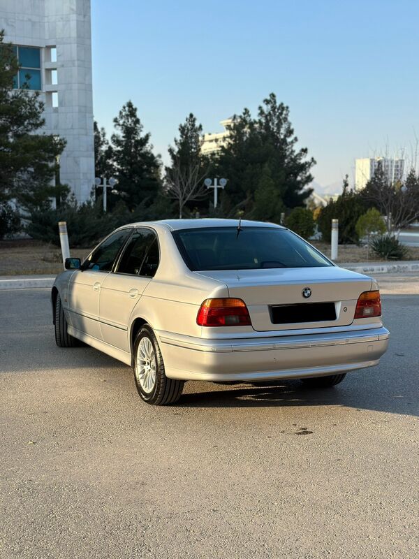 BMW E39 2001 - 130 000 TMT - Balkanabat - img 6