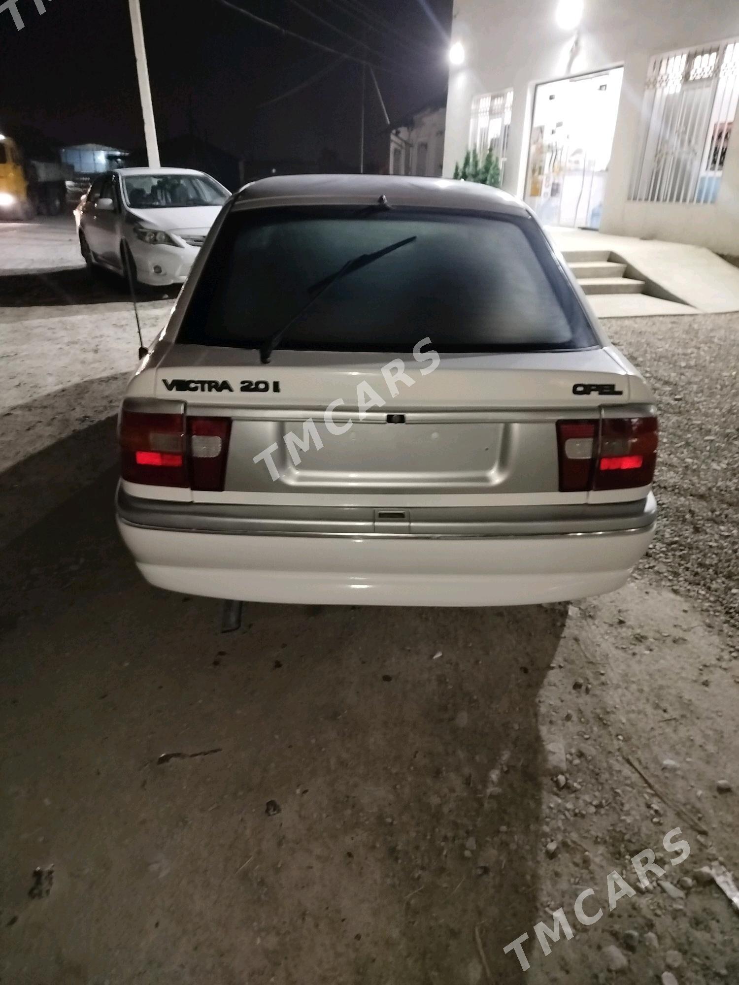 Opel Vectra 1993 - 35 000 TMT - Бахарден - img 2