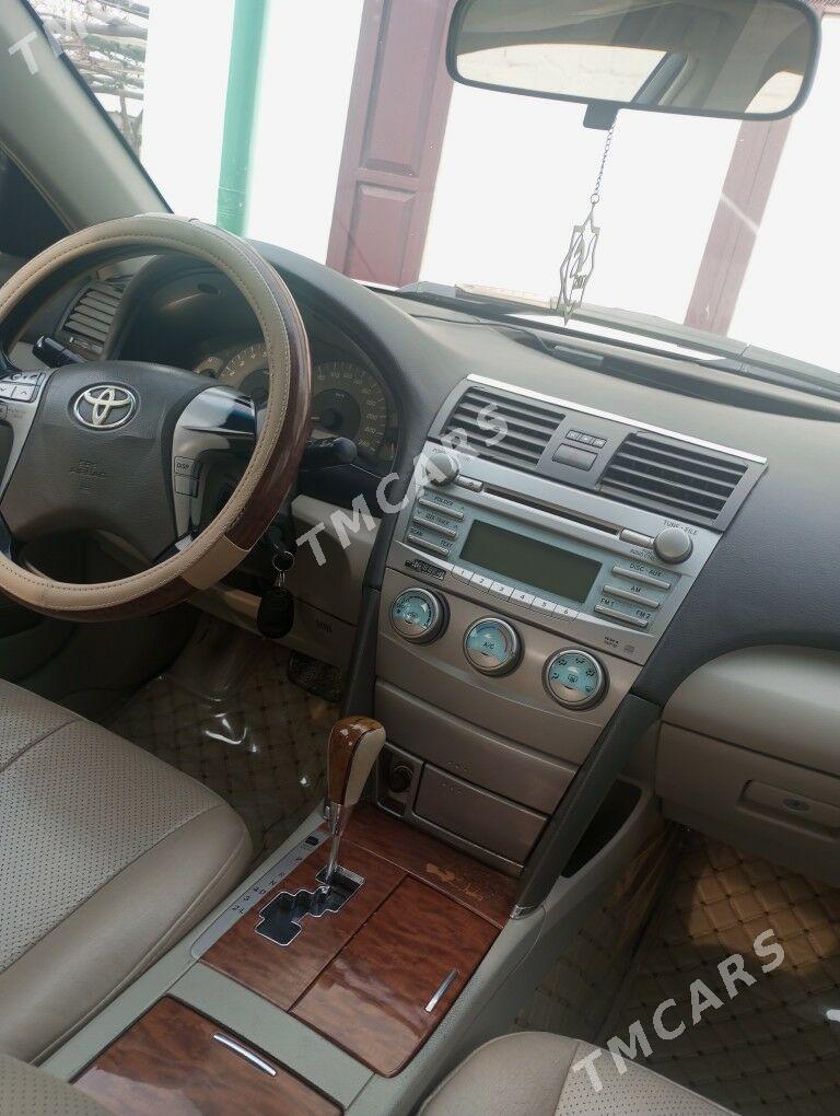 Toyota Camry 2008 - 122 000 TMT - Берекет - img 3