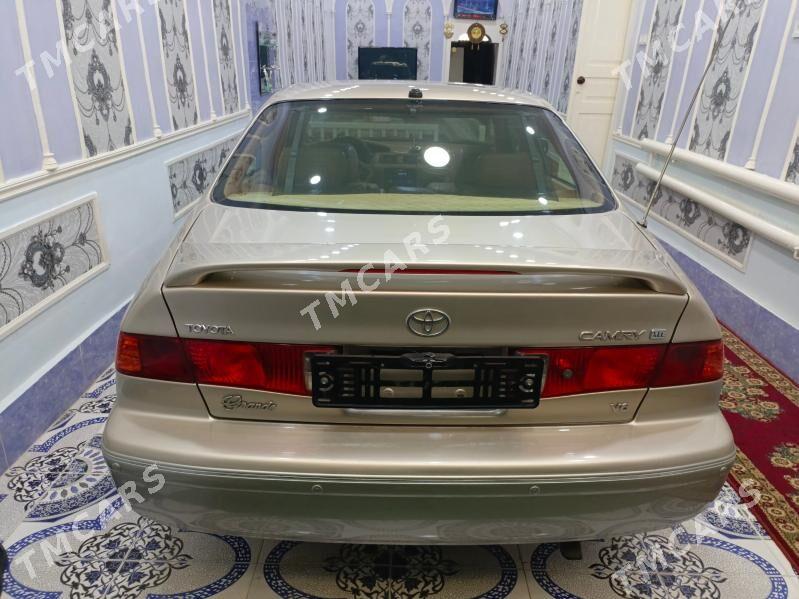 Toyota Camry 2000 - 175 000 TMT - Köneürgenç - img 3