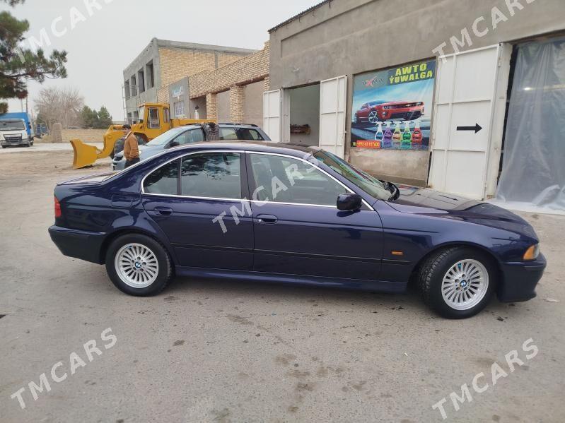 BMW E39 2000 - 105 000 TMT - Türkmenabat - img 2