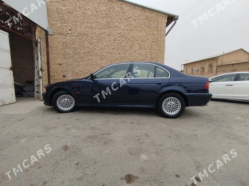 BMW E39 2000 - 105 000 TMT - Туркменабат - img 5