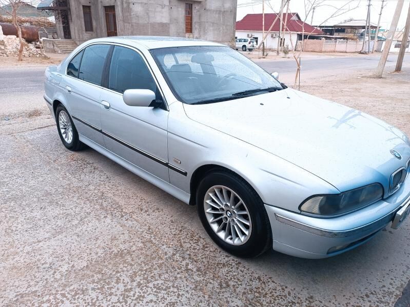 BMW E39 1997 - 78 000 TMT - Балканабат - img 3