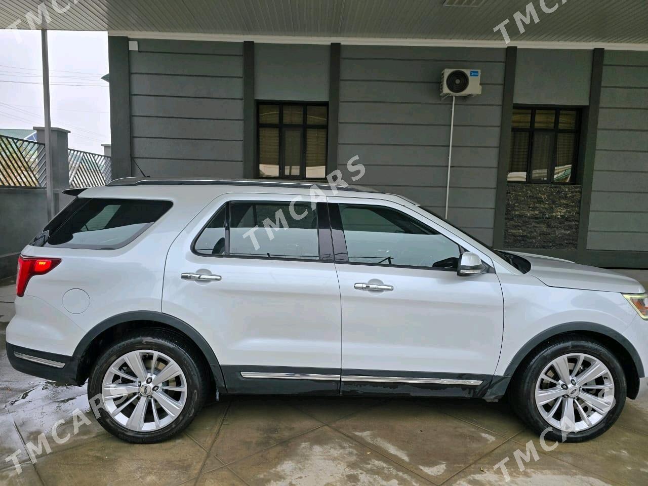 Ford Explorer 2019 - 340 000 TMT - Aşgabat - img 4