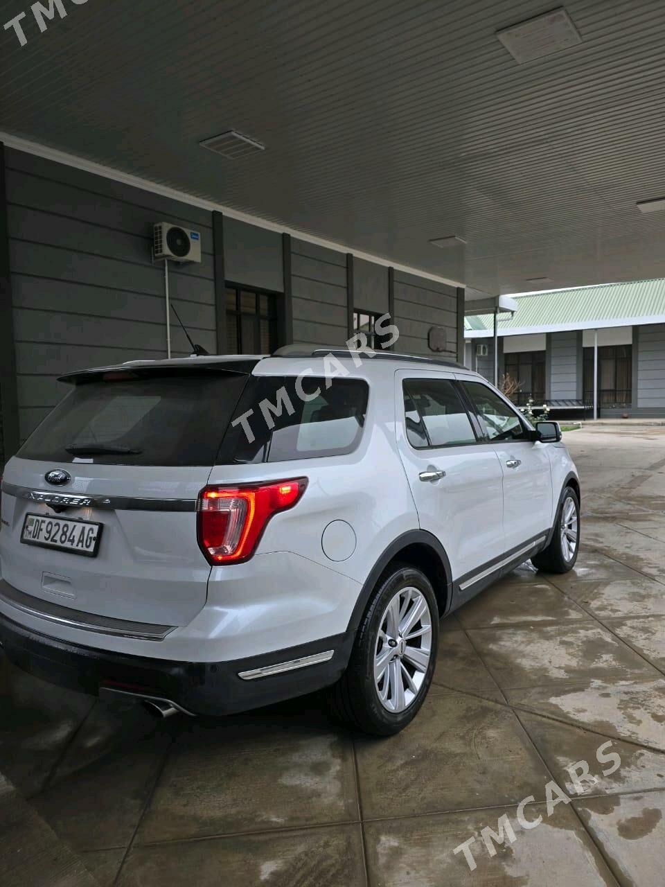 Ford Explorer 2019 - 340 000 TMT - Aşgabat - img 5