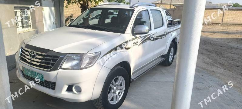 Toyota Hilux 2015 - 360 000 TMT - Mary - img 2