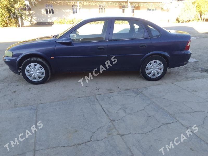 Opel Vectra 1998 - 45 000 TMT - Гурбансолтан Едже - img 3