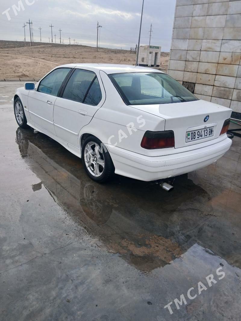 BMW 3 Series 1993 - 25 000 TMT - Türkmenbaşy - img 2