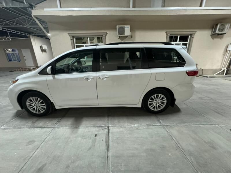 Toyota Sienna 2018 - 380 000 TMT - Aşgabat - img 4