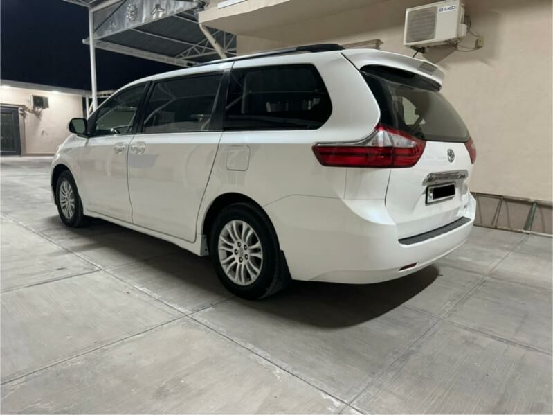 Toyota Sienna 2018 - 380 000 TMT - Aşgabat - img 5