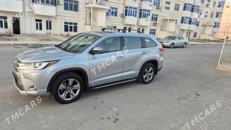 Toyota Highlander 2015 - 378 000 TMT - Туркменабат - img 9