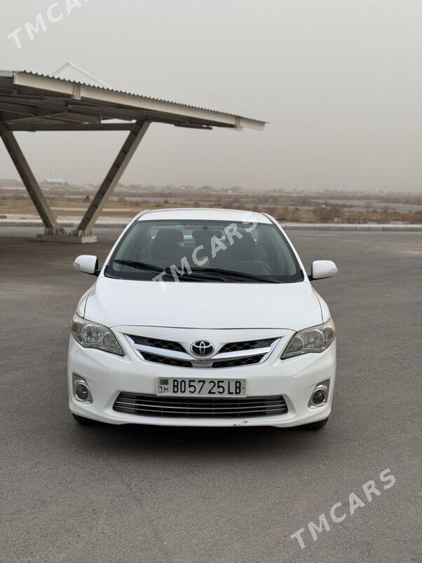 Toyota Corolla 2011 - 147 000 TMT - Туркменабат - img 4