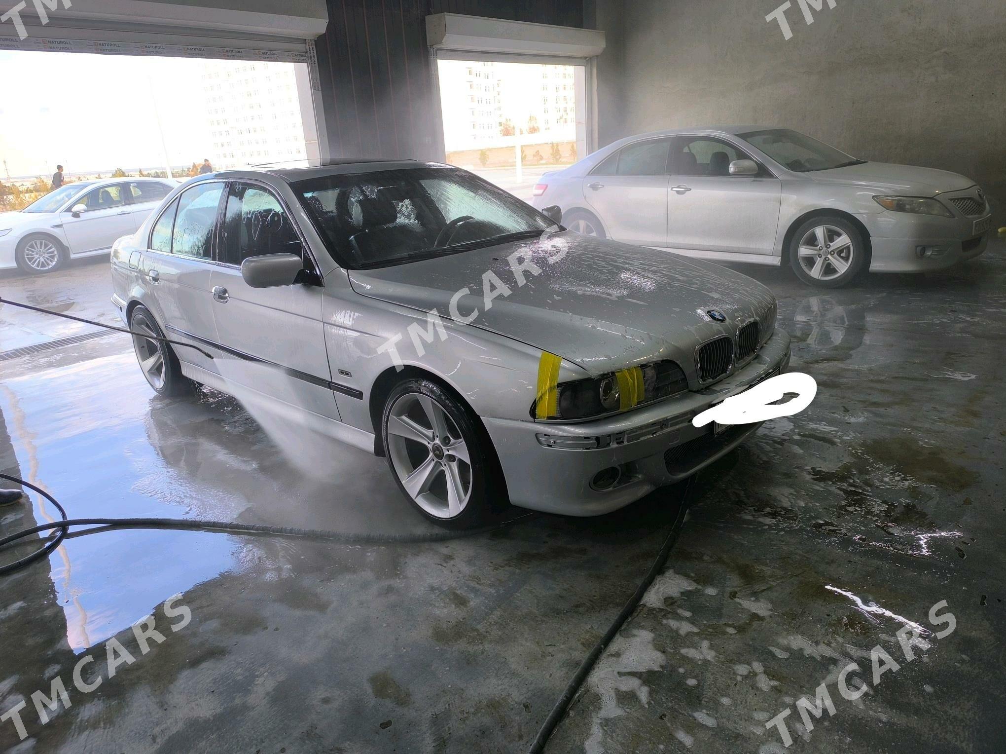 BMW 525 2002 - 98 000 TMT - Aşgabat - img 2