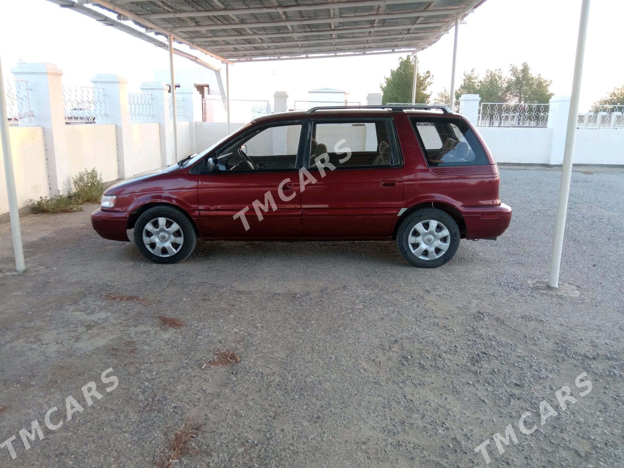 Mitsubishi Chariot 1993 - 37 000 TMT - Garabekewül - img 1