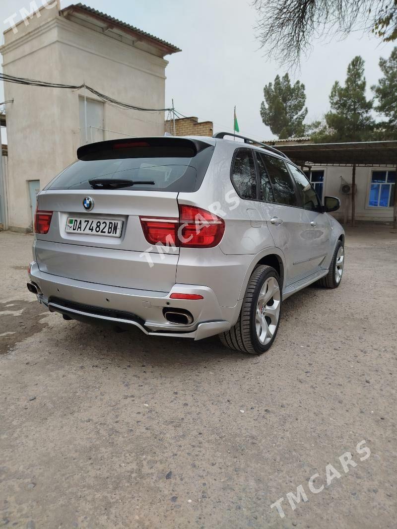 BMW X5 2010 - 350 000 TMT - Türkmenbaşy - img 4